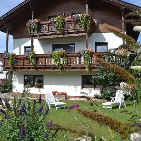 Hans-girgl-hof Apartment *
