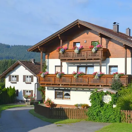 Hans Girgl Hof Apartment Langdorf (Regen)